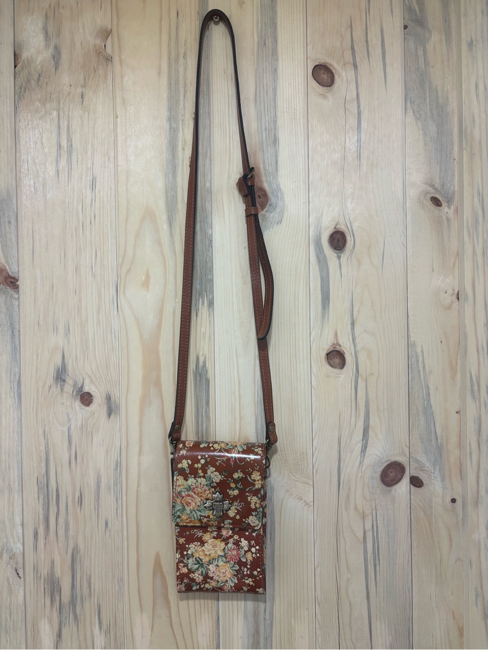 Patricia Nash Floral Crossbody Bag in Brown with Multicolor Bouquet